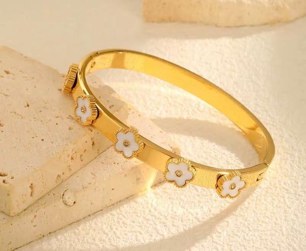 Gold White Flower Bangle