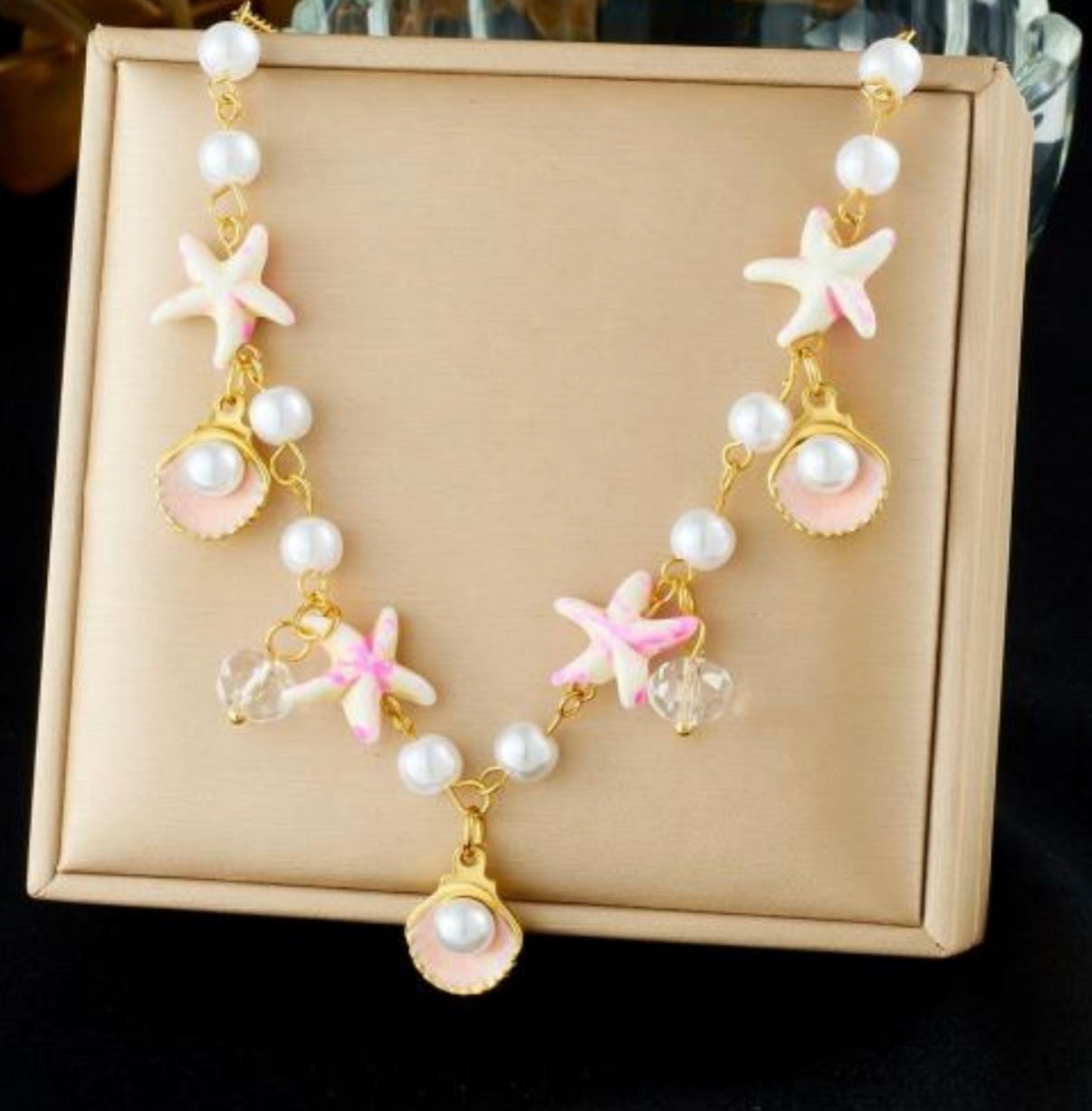 Seaside starfish pearl necklace