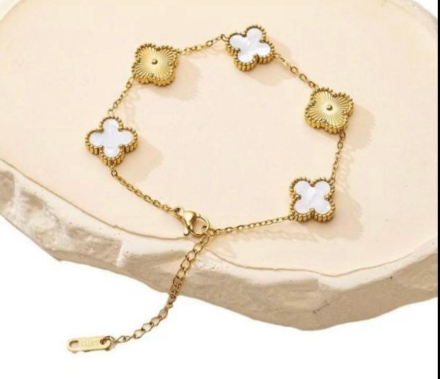 Clover Bracelet