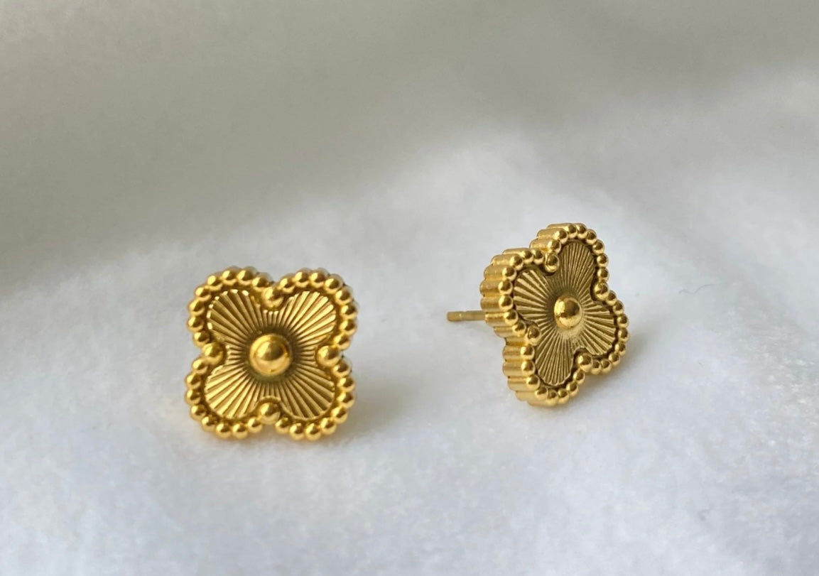 Vancleef earrings