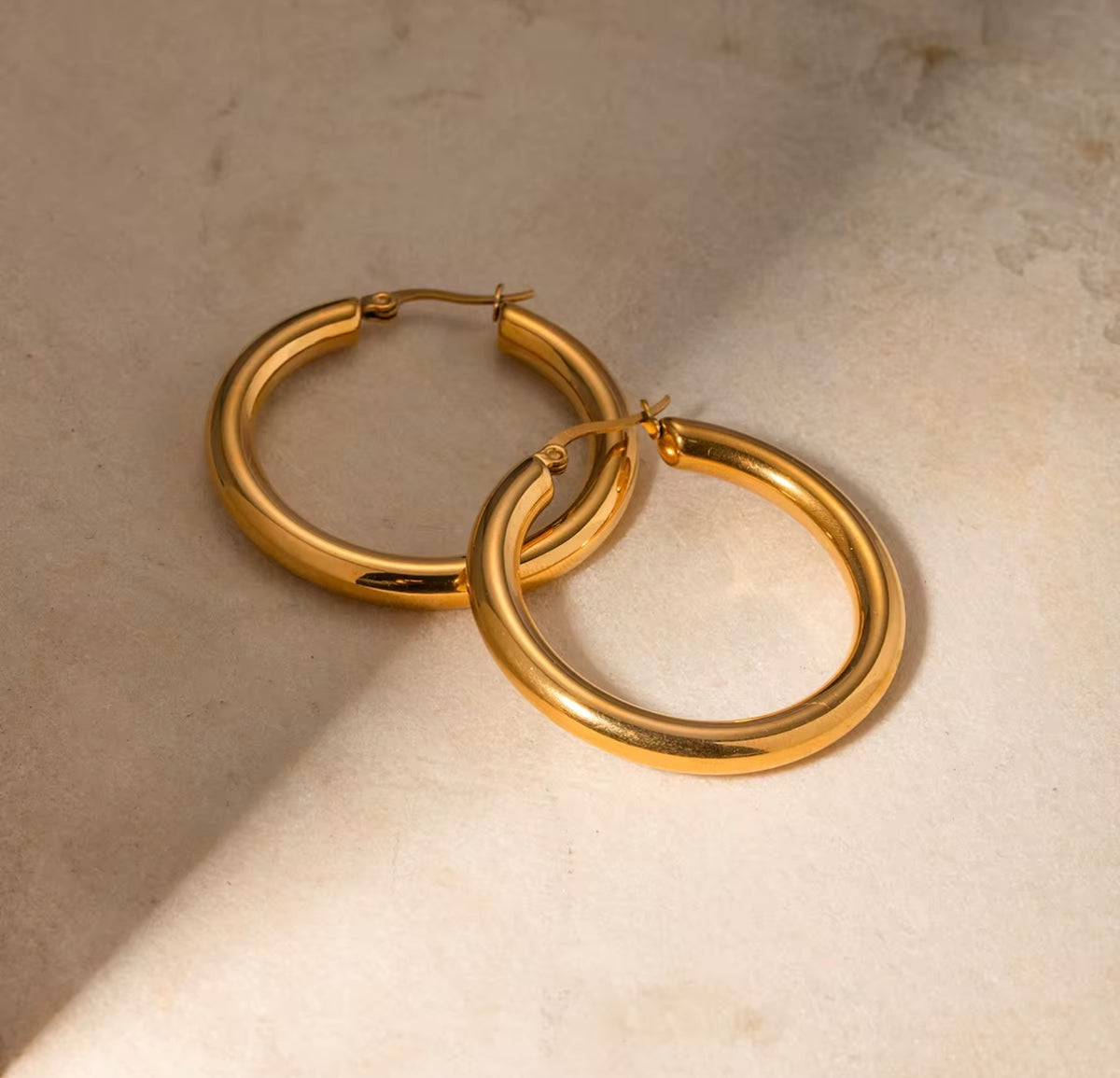 Hoops